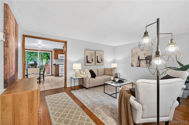 99 Creekward Drive, West Seneca, NY 14224