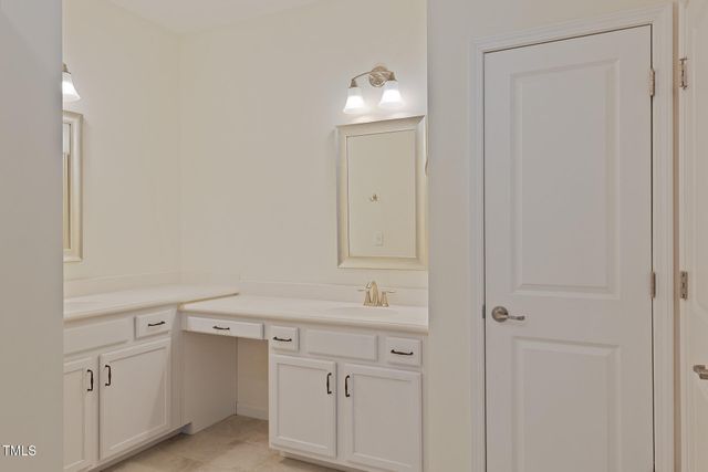 317 Springhurst Lane, Cary, NC 27511