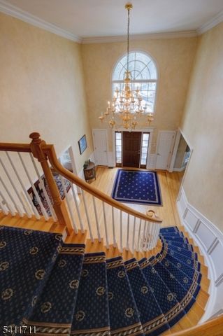 18 Tree Top Ln, Chatham Twp., NJ 07928