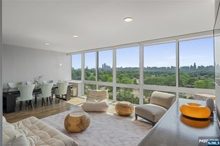 618 Hudson Park, Edgewater, NJ 07020