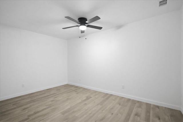 1729 Whittier Dr, Corpus Christi, TX 78415