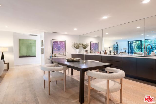 1400 N Sweetzer Avenue 306, West Hollywood, CA 90069