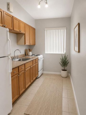 804 NE 15th Avenue 2E, Fort Lauderdale, FL 33304