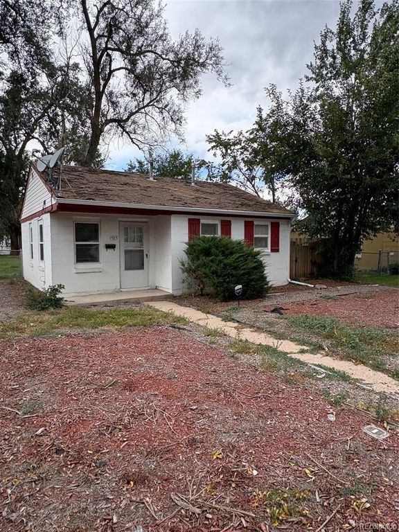 1565 Xanthia Street, Denver, CO 80220