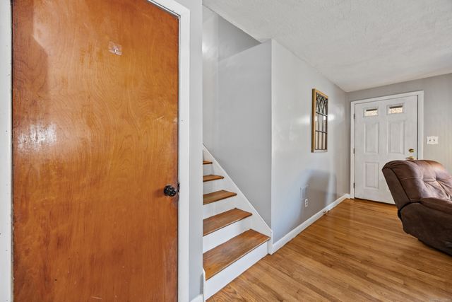 122 North Airline Road, Wallingford, CT 06492