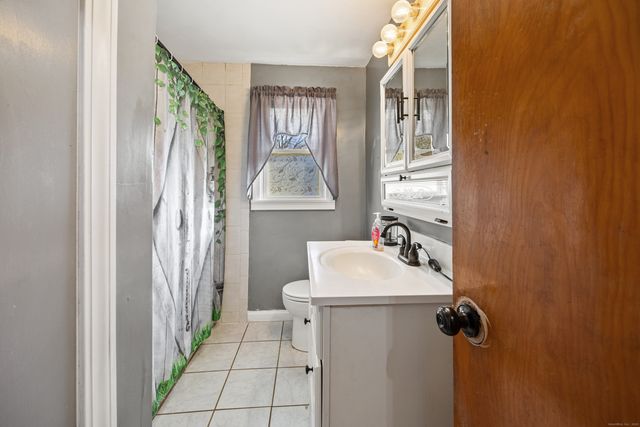 122 North Airline Road, Wallingford, CT 06492