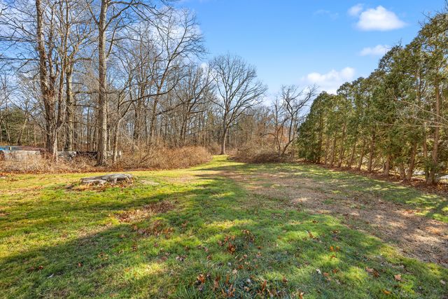 122 North Airline Road, Wallingford, CT 06492