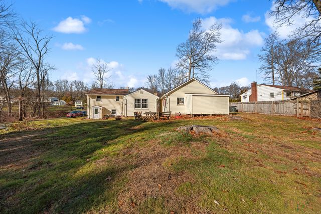 122 North Airline Road, Wallingford, CT 06492