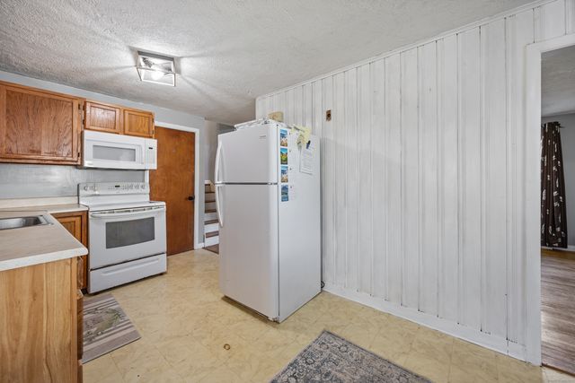 122 North Airline Road, Wallingford, CT 06492