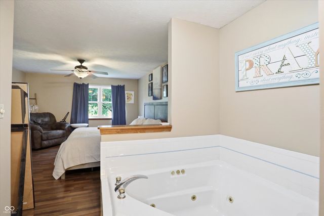 4025 Maple Manor Drive, Indianapolis, IN 46237