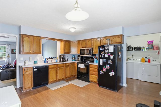 4025 Maple Manor Drive, Indianapolis, IN 46237