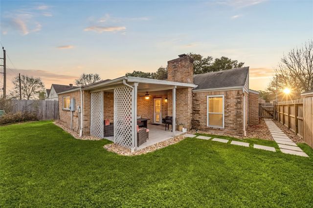 4402 Hickory Grove Drive, Houston, TX 77084