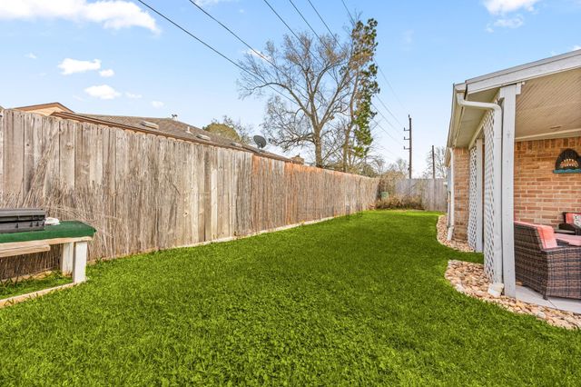 4402 Hickory Grove Drive, Houston, TX 77084