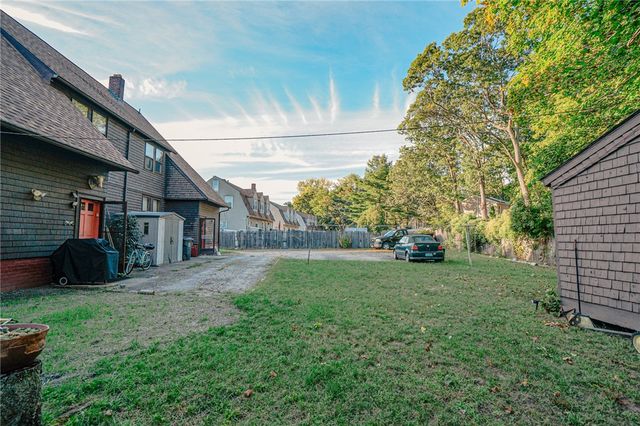 133 Roger Williams Avenue, East Providence, RI 02916
