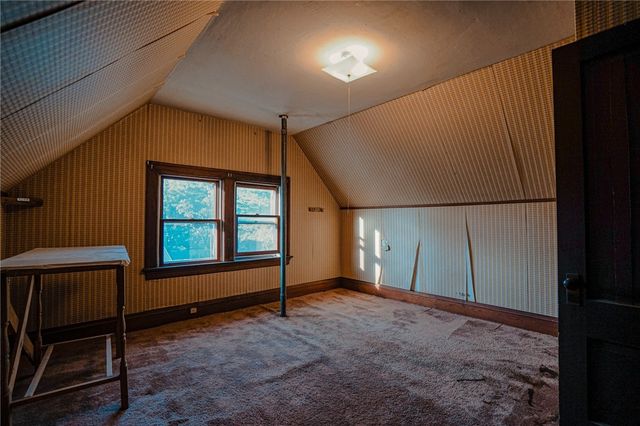 133 Roger Williams Avenue, East Providence, RI 02916