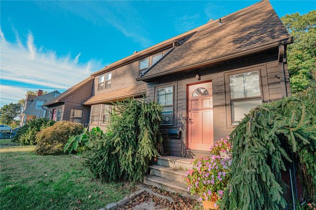 133 Roger Williams Avenue, East Providence, RI 02916