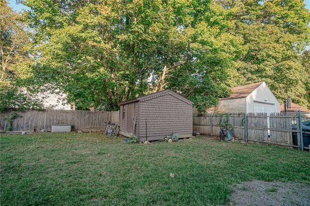 133 Roger Williams Avenue, East Providence, RI 02916