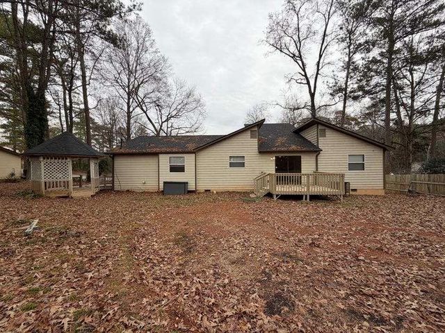 804 Emerald Forest Circle, Lawrenceville, GA 30044