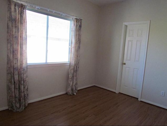 3907 Hanberry Lane, Pearland, TX 77584