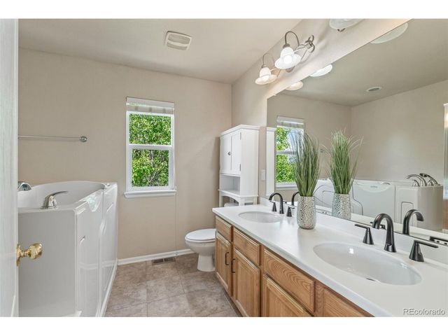 566 Springvale Rd, Castle Rock, CO 80104