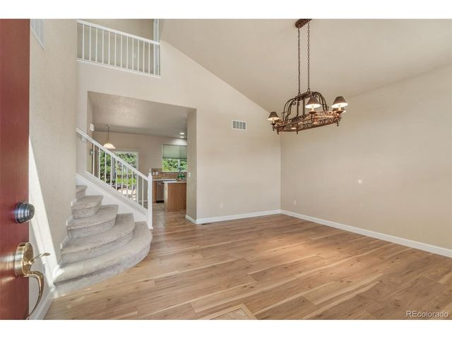 566 Springvale Rd, Castle Rock, CO 80104