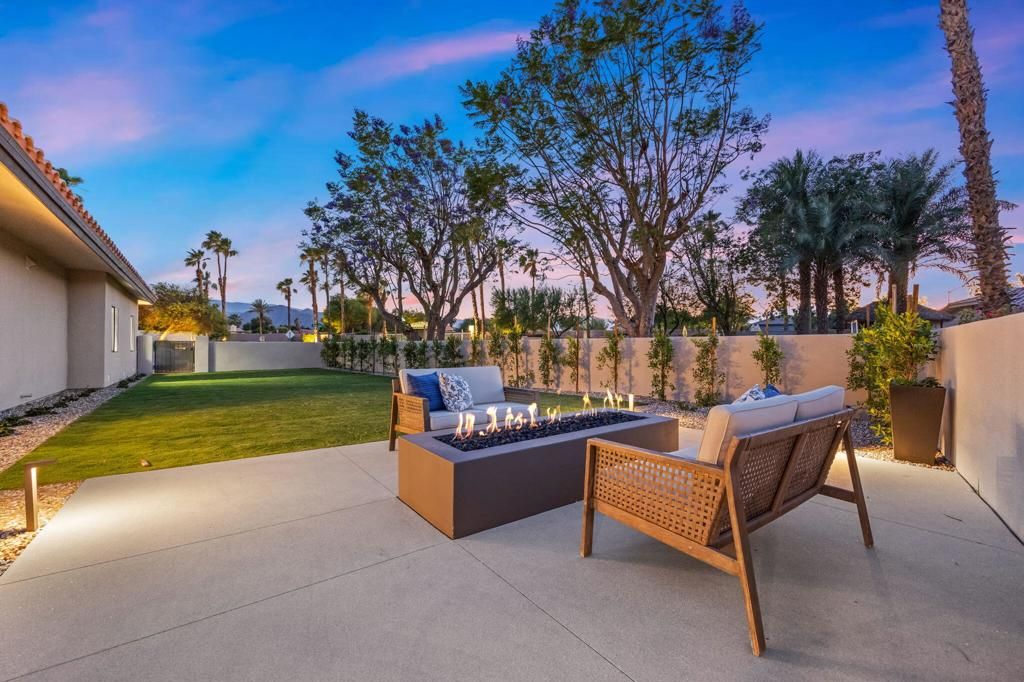 Image 3 of property listing at 79150 Buff Bay Court, Bermuda Dunes, CA 92203