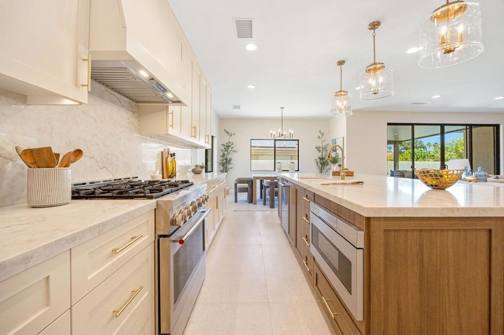 Image 9 of property listing at 79150 Buff Bay Court, Bermuda Dunes, CA 92203