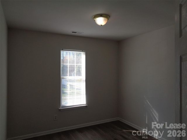 5534 Stone Bluff Court, Charlotte, NC 28214