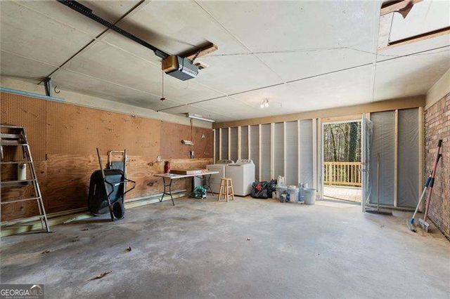 6175 Knights Lane, Douglasville, GA 30135