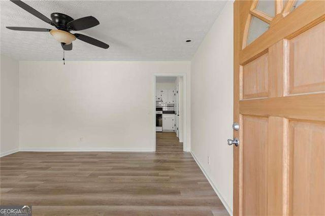 6175 Knights Lane, Douglasville, GA 30135