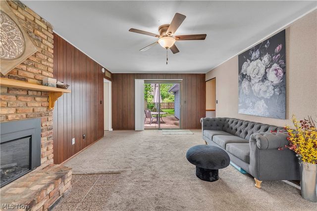 6151 Hickory Trail, North Ridgeville, OH 44039