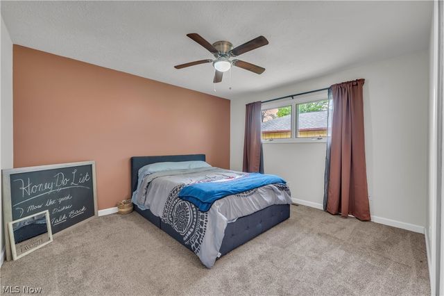 6151 Hickory Trail, North Ridgeville, OH 44039