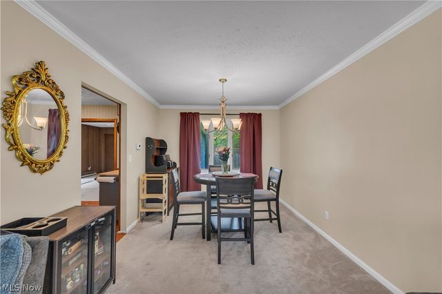 6151 Hickory Trail, North Ridgeville, OH 44039