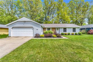 6151 Hickory Trail, North Ridgeville, OH 44039