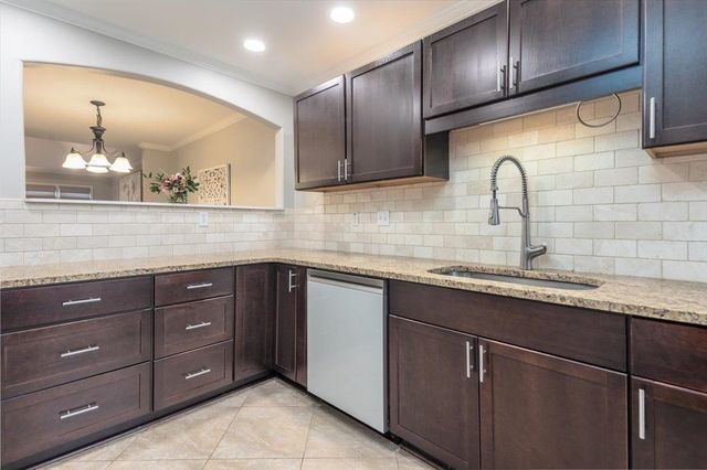 1927 RYE RD, Germantown, TN 38139