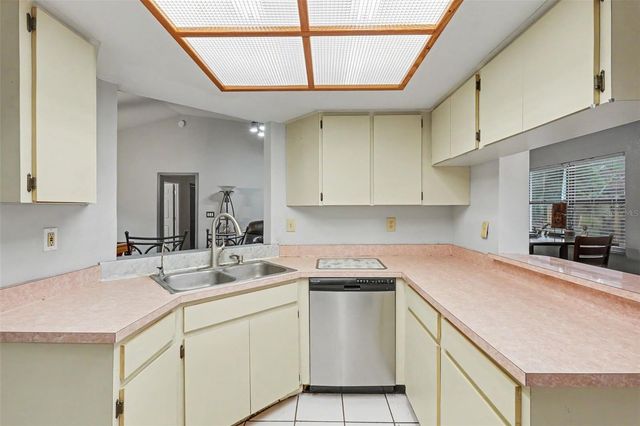 5048 MURIEL LANE, New Port Richey, FL 34653