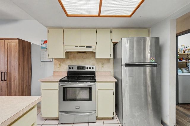 5048 MURIEL LANE, New Port Richey, FL 34653
