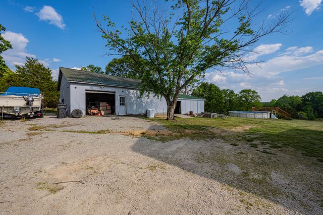 226 Summertrace Rd, Hohenwald, TN 38462