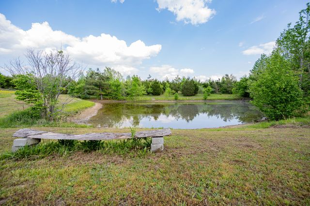 226 Summertrace Rd, Hohenwald, TN 38462