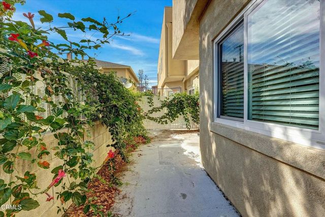 719 E Tujunga Avenue C, Burbank, CA 91501
