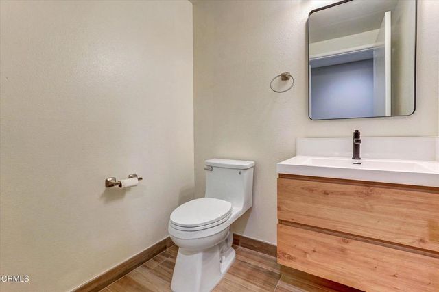 719 E Tujunga Avenue C, Burbank, CA 91501