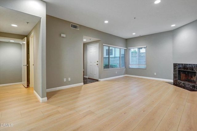 719 E Tujunga Avenue C, Burbank, CA 91501