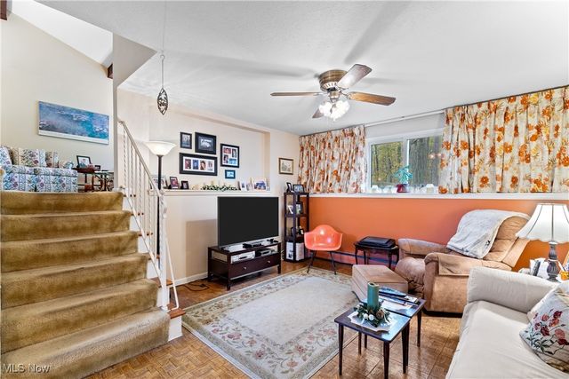 4958 Hampton Drive, North Olmsted, OH 44070