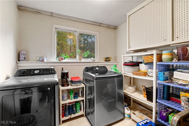 4958 Hampton Drive, North Olmsted, OH 44070