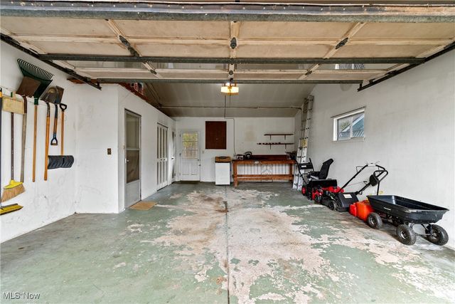 4958 Hampton Drive, North Olmsted, OH 44070