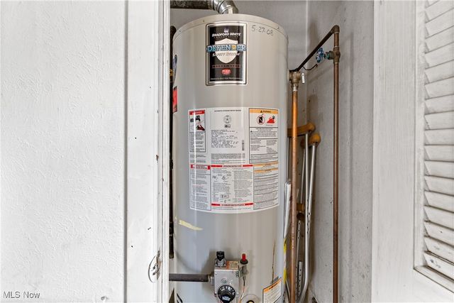 4958 Hampton Drive, North Olmsted, OH 44070