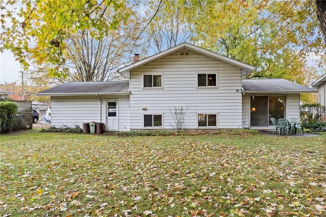 4958 Hampton Drive, North Olmsted, OH 44070