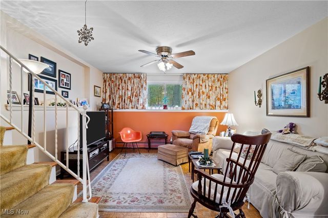 4958 Hampton Drive, North Olmsted, OH 44070