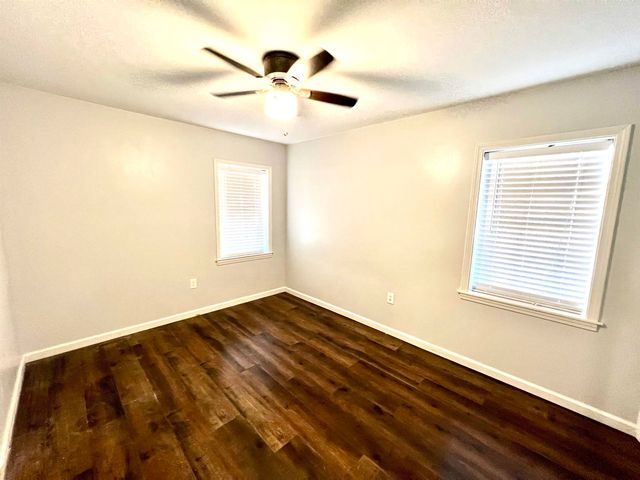 109 Burkwall Drive, Houma, LA 70360