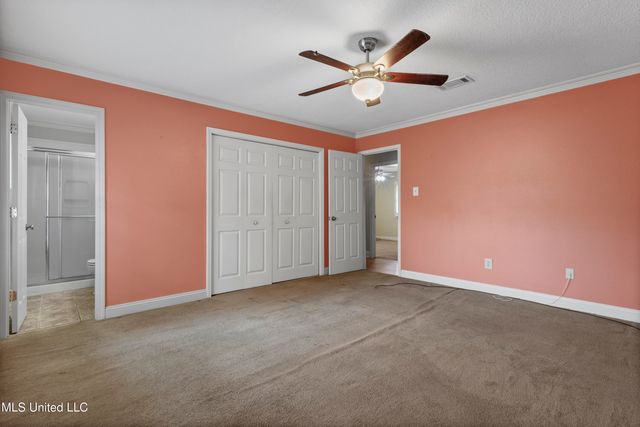 1513 Woodhaven Street, Pascagoula, MS 39581